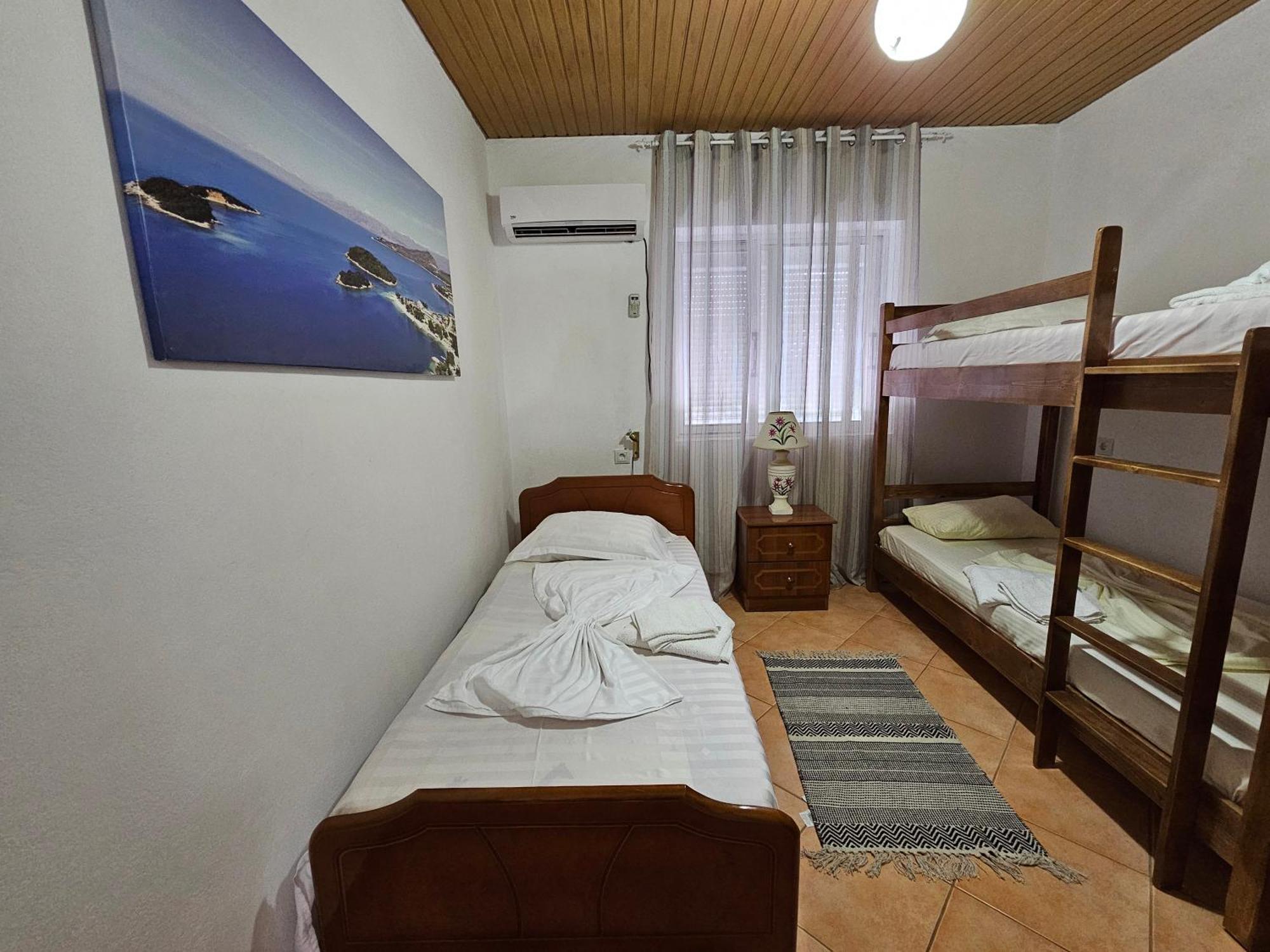 Vila Mulla Ксамил Экстерьер фото